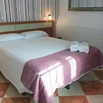 Guest house Colon *