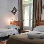 Guest house Colon *